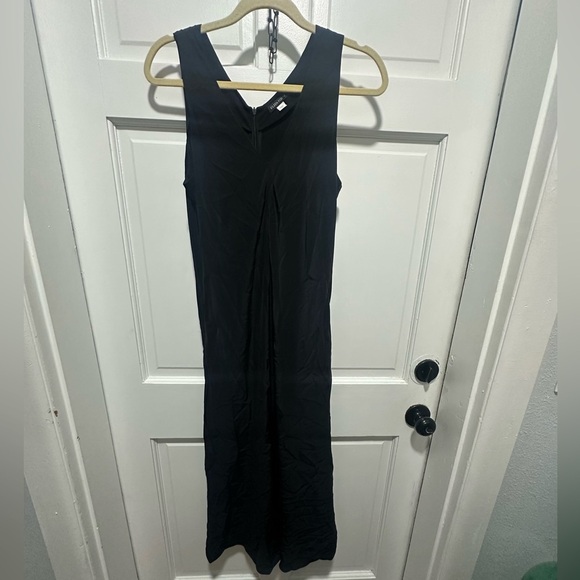 Eileen Fisher 100% Silk V-Neck Black Maxi Dress with pockets Size Small - Picture 7 of 7